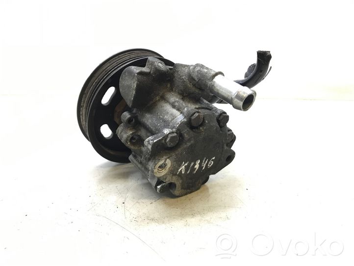 Audi TT Mk1 Ohjaustehostimen pumppu 8N0145154A