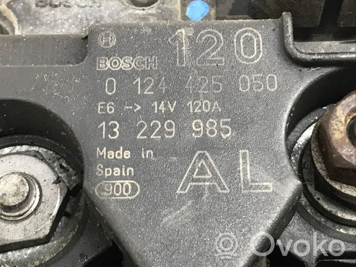 Opel Astra H Alternator 13229985