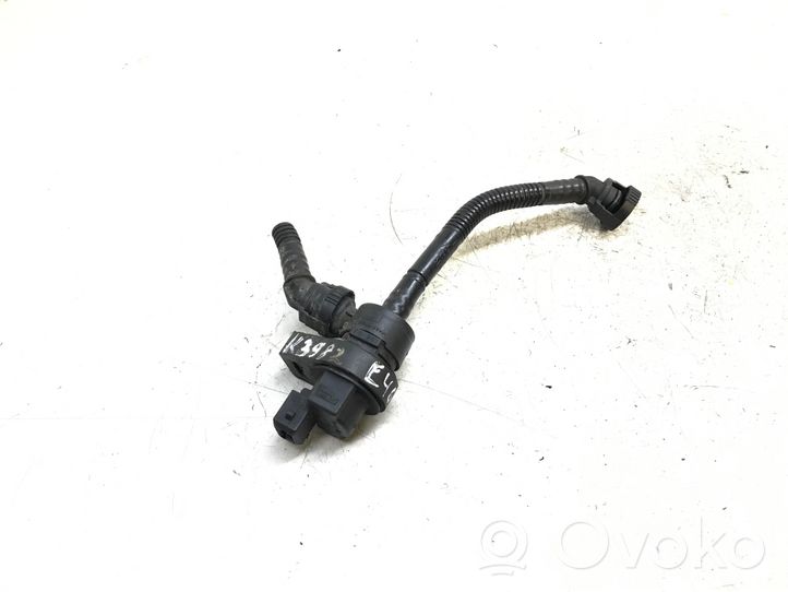 BMW 3 E46 Electrovanne Soupape de Sûreté / Dépression 7512581