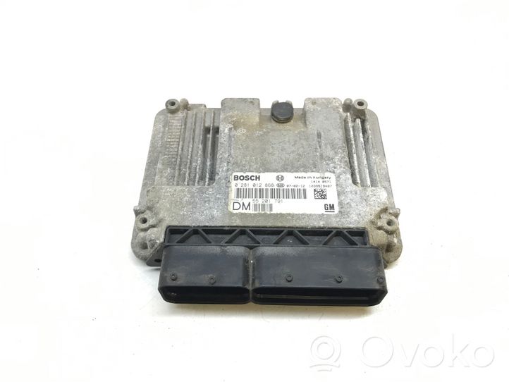 Opel Vectra C Sterownik / Moduł ECU 55201791