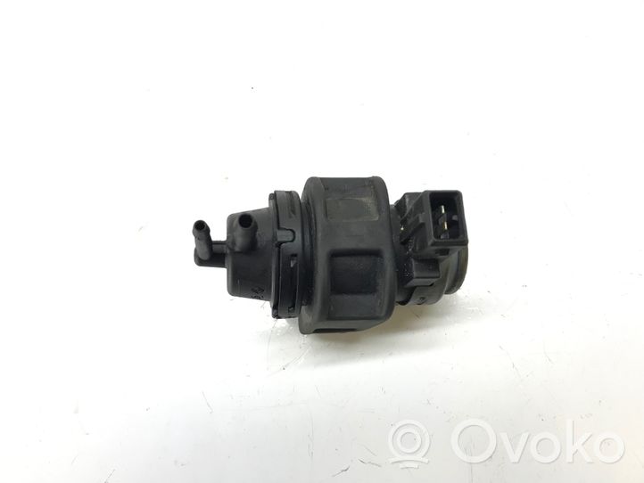 Renault Koleos I Turboahtimen magneettiventtiili 8200575400