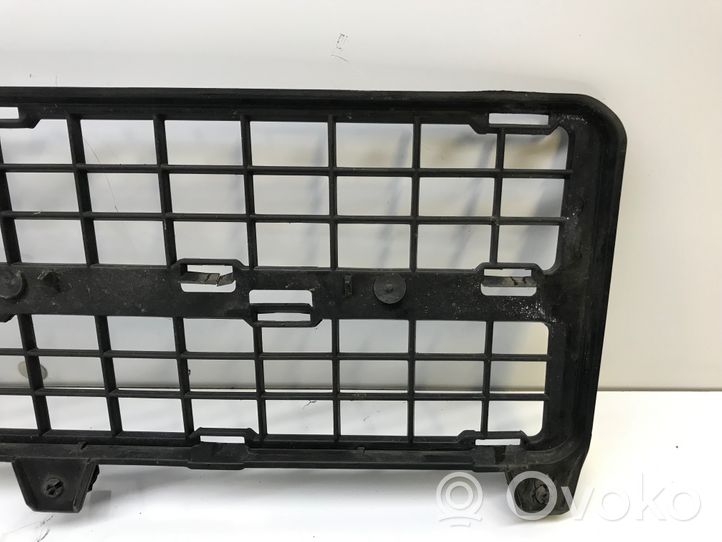 Peugeot Partner Grille inférieure de pare-chocs avant 9643804077