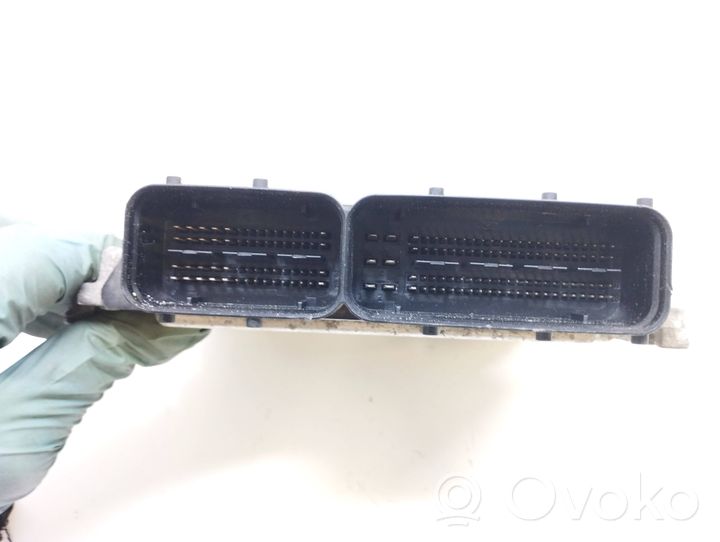 Alfa Romeo GT Sterownik / Moduł ECU 0281012883