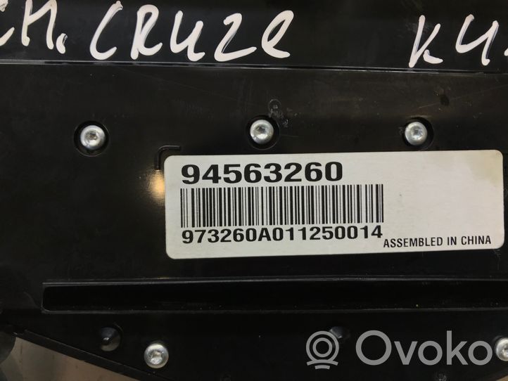 Chevrolet Cruze Radio/CD/DVD/GPS-pääyksikkö 94563260