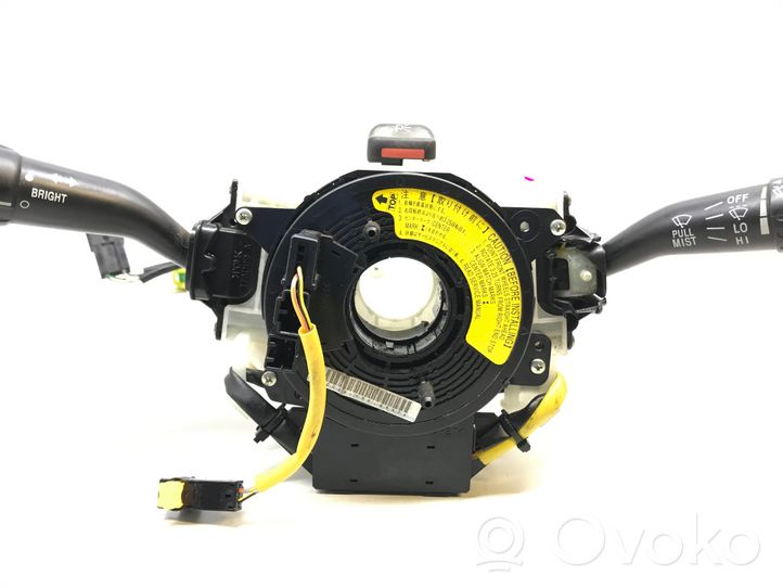 Subaru Impreza II Leva/interruttore dell’indicatore di direzione e tergicristallo K4667