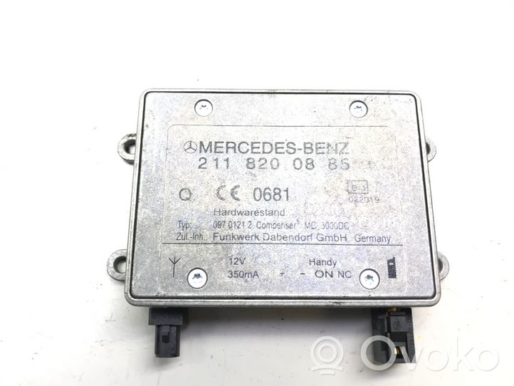 Mercedes-Benz C W203 Amplificateur d'antenne 2118200885