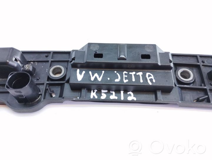 Volkswagen Jetta V Éclairage de plaque d'immatriculation K5212