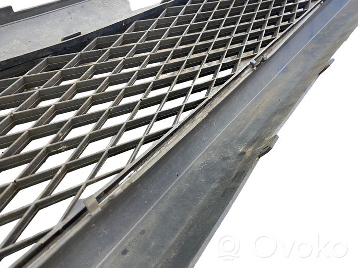 Ford Fiesta Grille inférieure de pare-chocs avant K5547