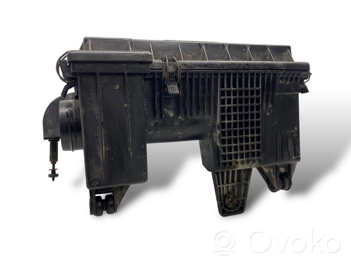 Ford Transit Scatola del filtro dell’aria 6899538