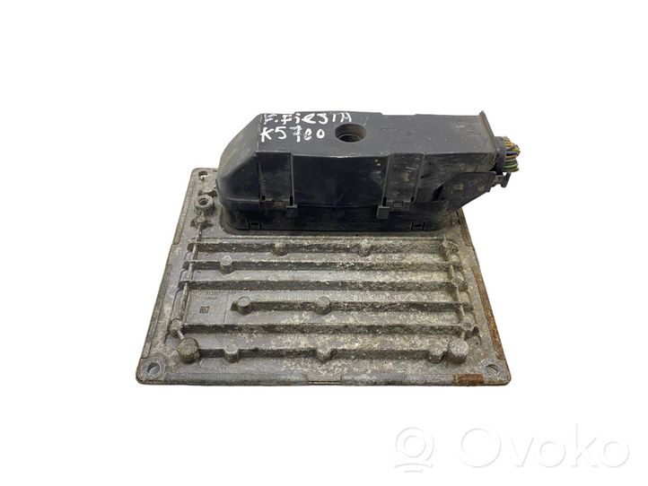 Ford Fiesta Sterownik / Moduł ECU 6S6112A650FH