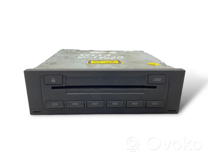Skoda Octavia Mk2 (1Z) CD / DVD-Wechsler 1Z0035111A