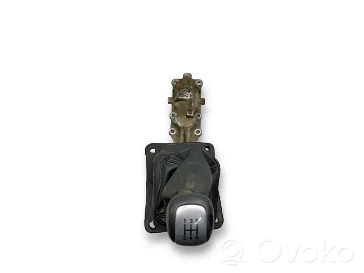 Suzuki Grand Vitara I Gear selector/shifter (interior) 