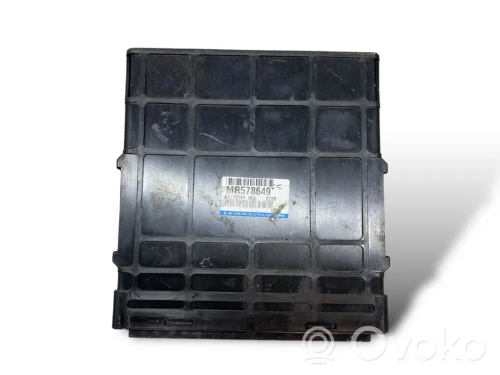 Mitsubishi Pajero Sport I Calculateur moteur ECU E6T32594