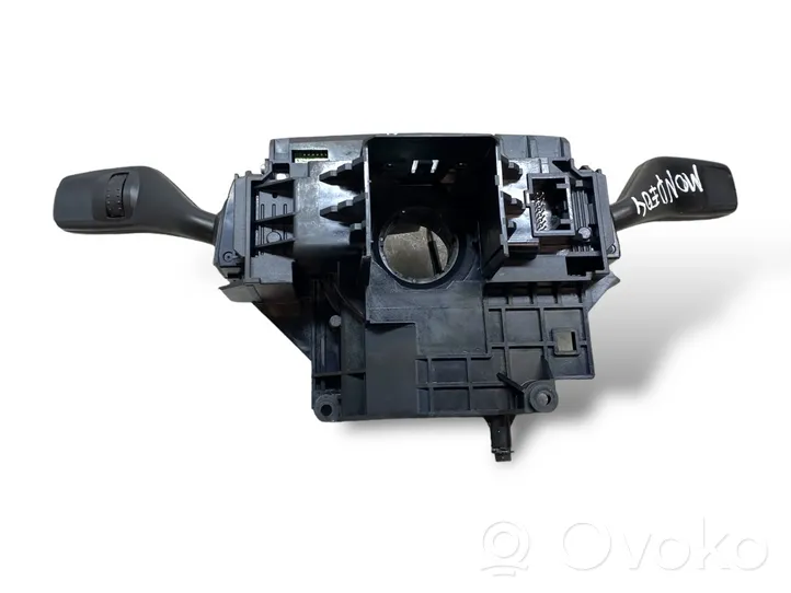 Ford Mondeo MK IV Pyyhkimen/suuntavilkun vipukytkin 6G9T13N064DL