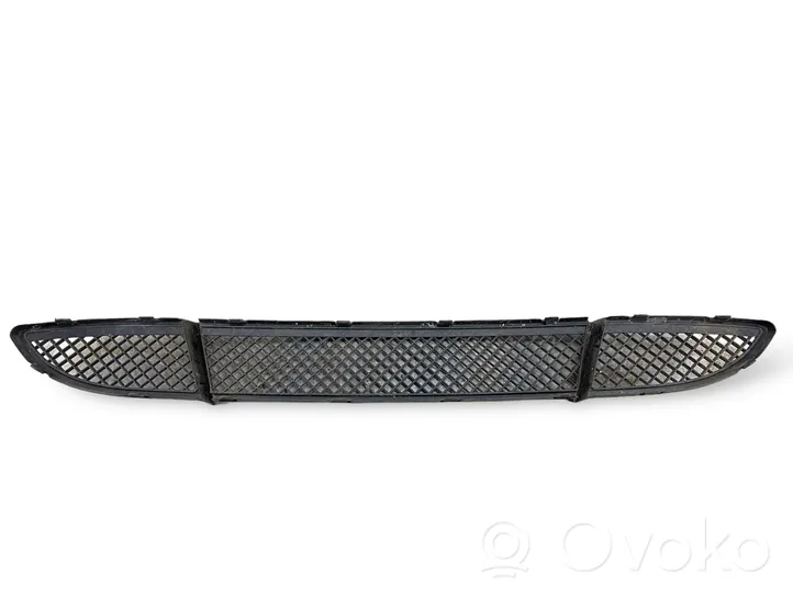 BMW 1 E81 E87 Grille inférieure de pare-chocs avant 