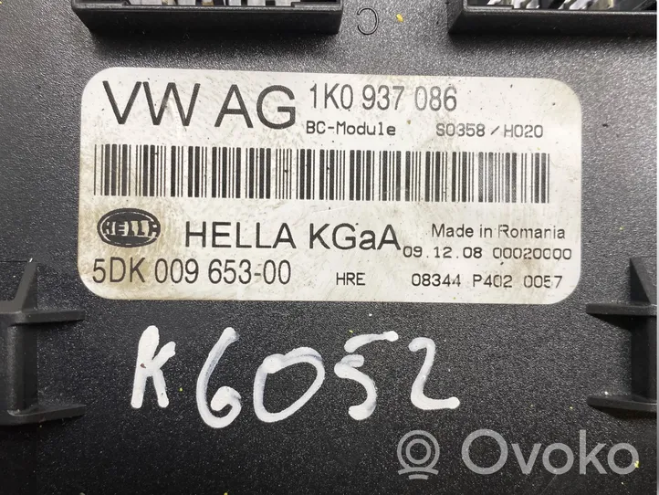 Volkswagen Golf VI Aizdedzes ECU komplekts 03C906024BD