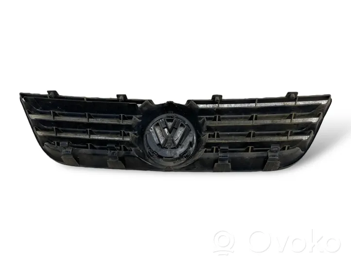 Volkswagen Polo IV 9N3 Grille calandre supérieure de pare-chocs avant 6Q0853653E