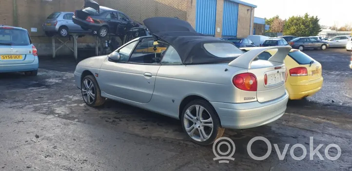 Renault Megane I Tailgate/trunk spoiler 