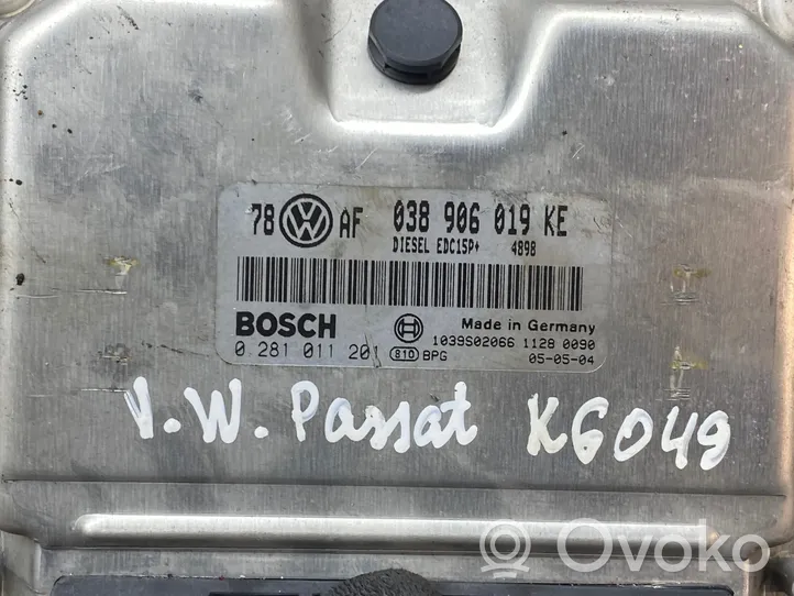 Volkswagen PASSAT B5.5 Kit centralina motore ECU e serratura 038906019KE