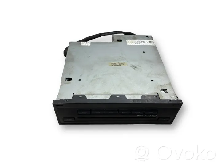 Audi A6 S6 C6 4F CD/DVD-vaihdin 4E0035111A