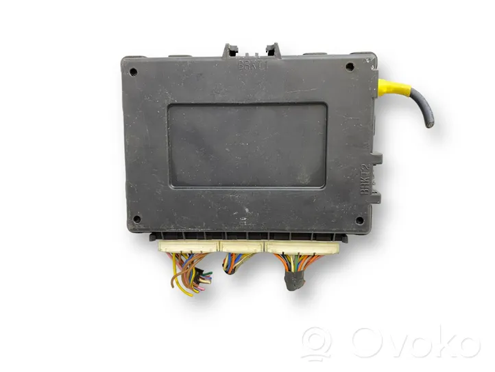 KIA Carens II Komputer / Sterownik ECU i komplet kluczy 3911627486