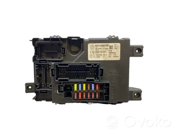 Fiat Grande Punto Fuse module 00517986160