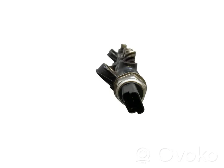 Ford Mondeo Mk III Fuel main line pipe 2S7Q9D280AE
