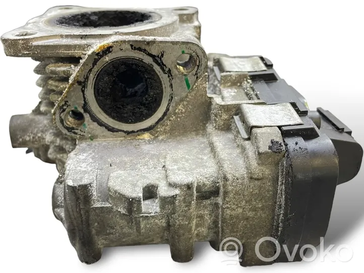 Opel Zafira B Throttle valve 55199974