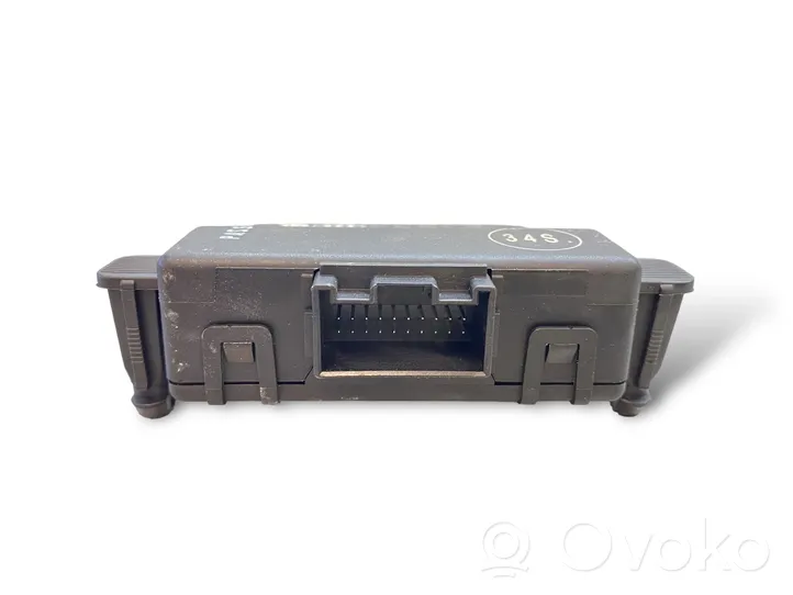 Audi A3 S3 A3 Sportback 8P Gateway control module 403948