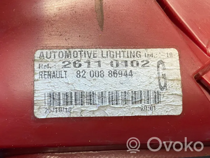 Renault Clio III Lampa tylna 8200886944