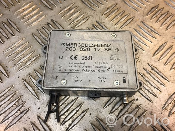 Mercedes-Benz CLC CL203 Amplificatore antenna 2038201785