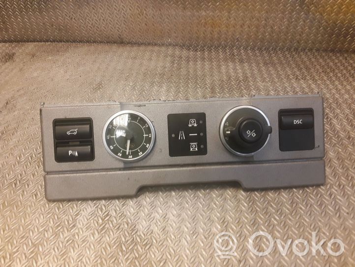 Land Rover Range Rover L322 Zestaw przełączników i przycisków YUL000072PUY