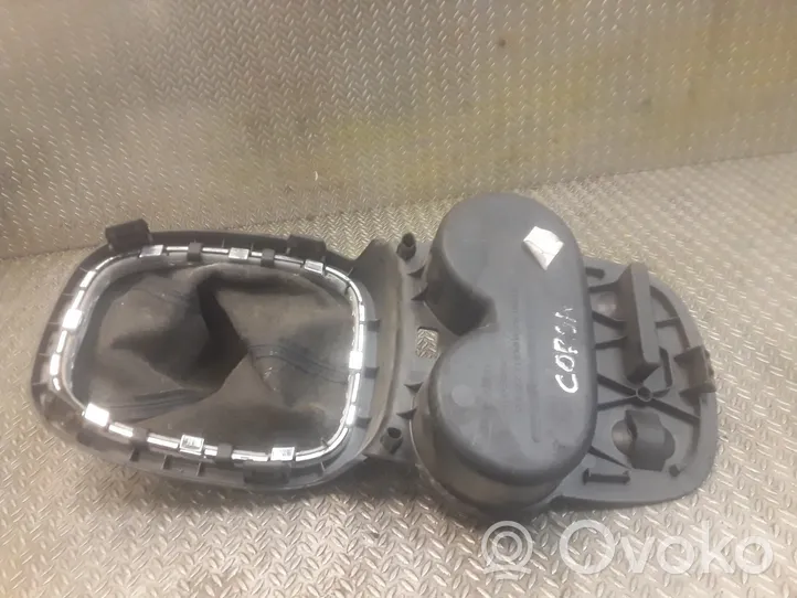 Opel Corsa D Vaihteenvalitsimen kehys verhoilu muovia 13254966