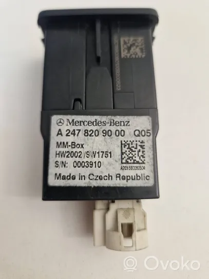 Mercedes-Benz GLC C253 USB-pistokeliitin A2478209000