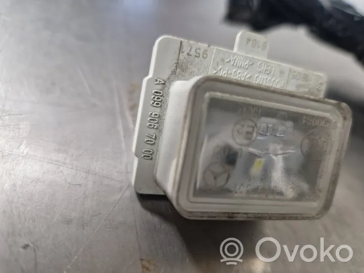 Mercedes-Benz C W205 Lampa oświetlenia tylnej tablicy rejestracyjnej A0999067000