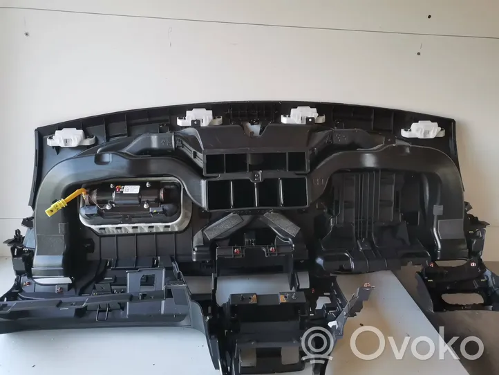 Opel Mokka X Armaturenbrett Cockpit 201709217759
