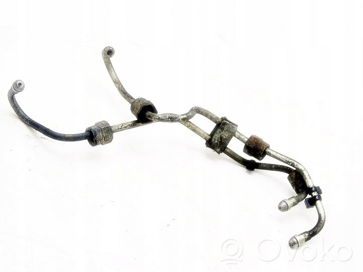 Opel Astra F Fuel line pipe 