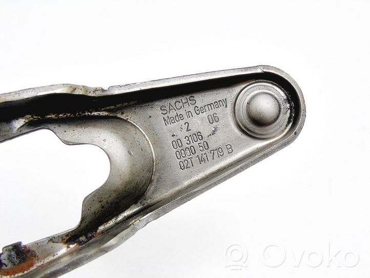 Skoda Fabia Mk1 (6Y) Forcella del braccio di rilascio della frizione 02T141153L