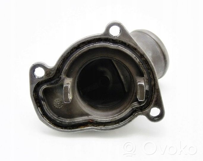 Opel Corsa C Termostaatin kotelo 