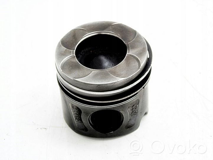 Opel Corsa C Piston Z13DTH