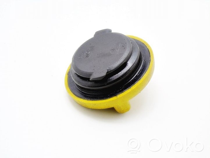 Opel Sintra Tappo carico dell’olio X22XE