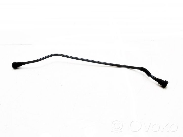 Volvo S40, V40 Fuel line/pipe/hose 