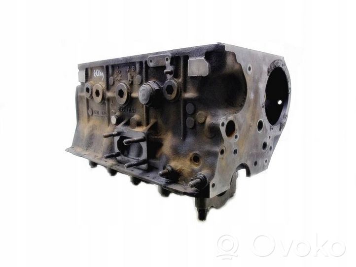 Mercedes-Benz 100 W631 Blocco motore 6150111101 615 913