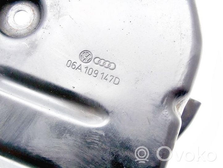 Audi A4 S4 B5 8D Osłona / Obudowa filtra powietrza 06A109147D