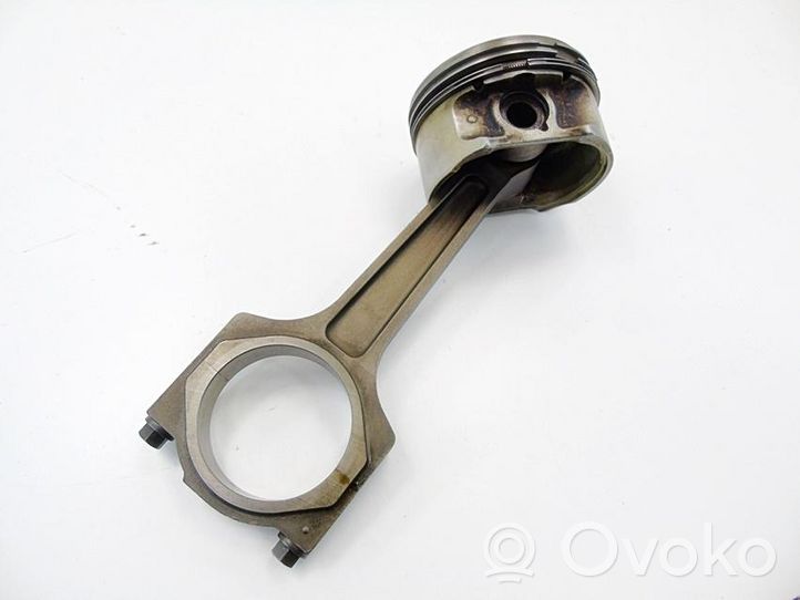 Jaguar XK8 - XKR Piston avec bielle 86L47