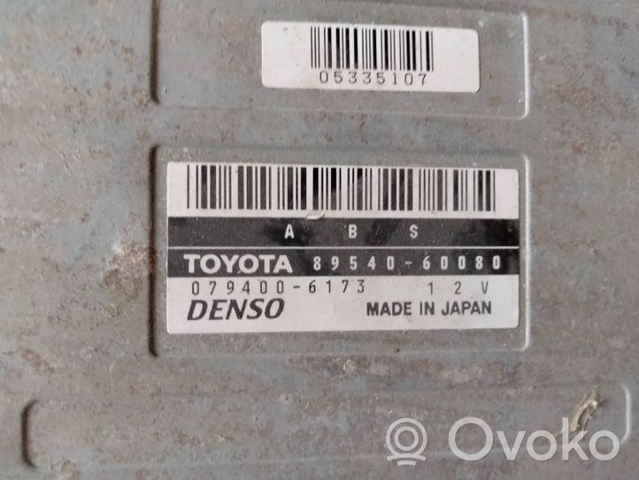 Toyota Land Cruiser (J100) Sterownik / moduł ABS 8954060080