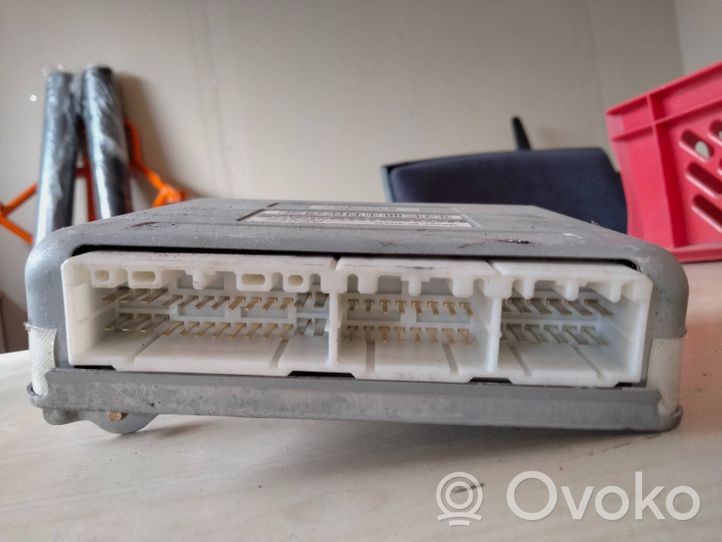 Toyota Land Cruiser (J100) Sterownik / moduł ABS 05778416