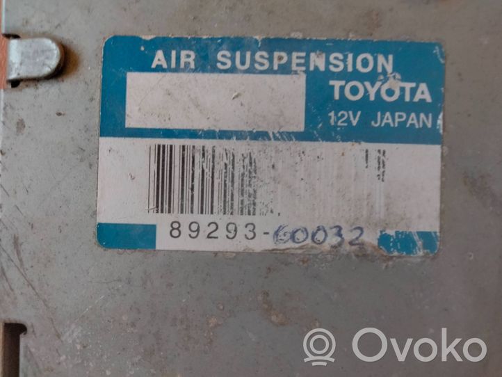 Toyota Land Cruiser (J120) Sterownik / Moduł tylnego zawieszenia pneumatycznego 8929360032