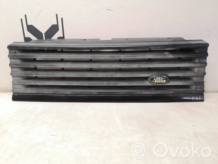 Land Rover Range Rover P38A Etupuskurin ylempi jäähdytinsäleikkö BTR332ML0G