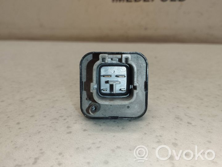 Toyota Land Cruiser (J100) Other relay 1567000490